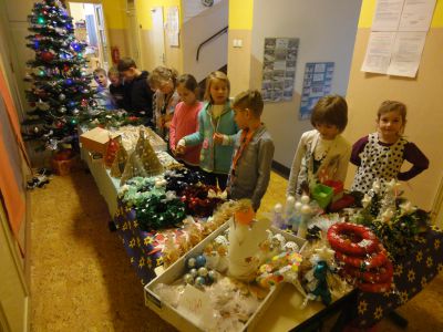 Vánoční trhy ve školní družině 2015