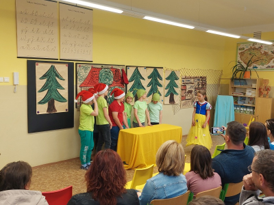 Vystoupení 3.A nejen pro maminky