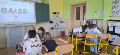 DOBRONAUTI ZPÁTKY V ČASE 