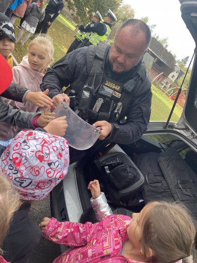 Policie ve škole