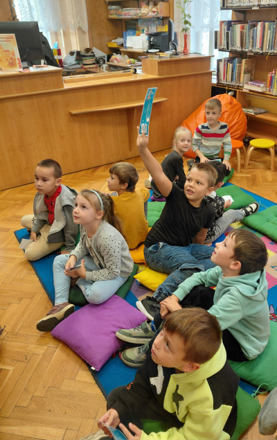 CESTOVNÍ KANCELÁŘ ČÁRO-TOUR