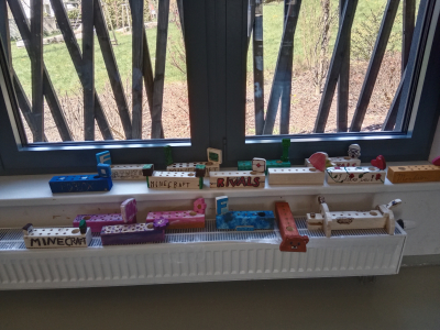 Víceúčelové stojánky